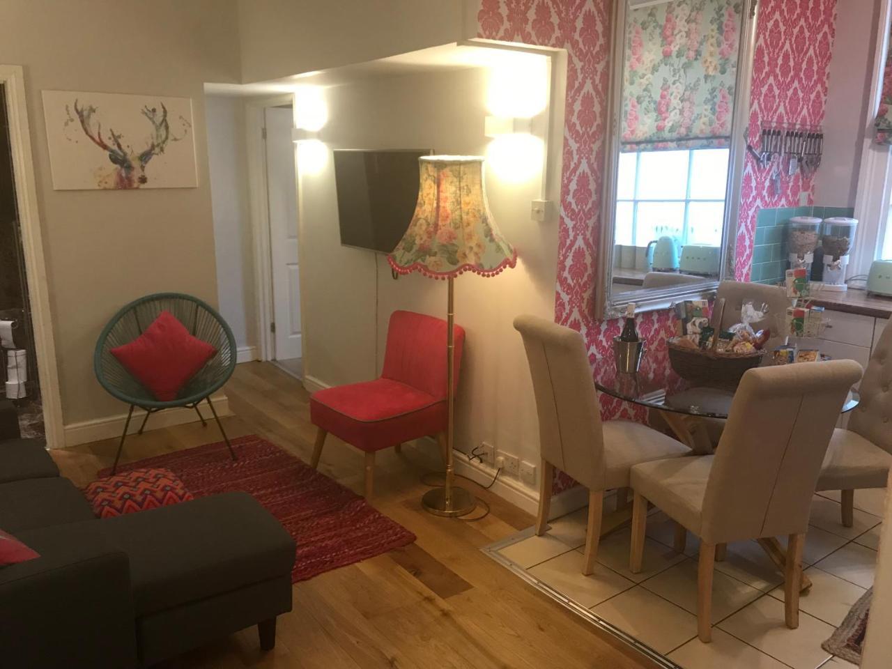 2 Bed, Ground Floor Bijou Georgian City Apartment Bath Exterior photo